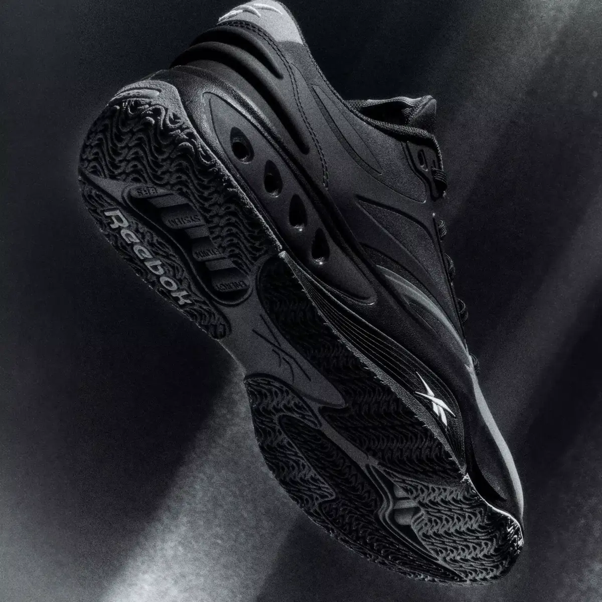 Chaussures de basket-ball Engine A