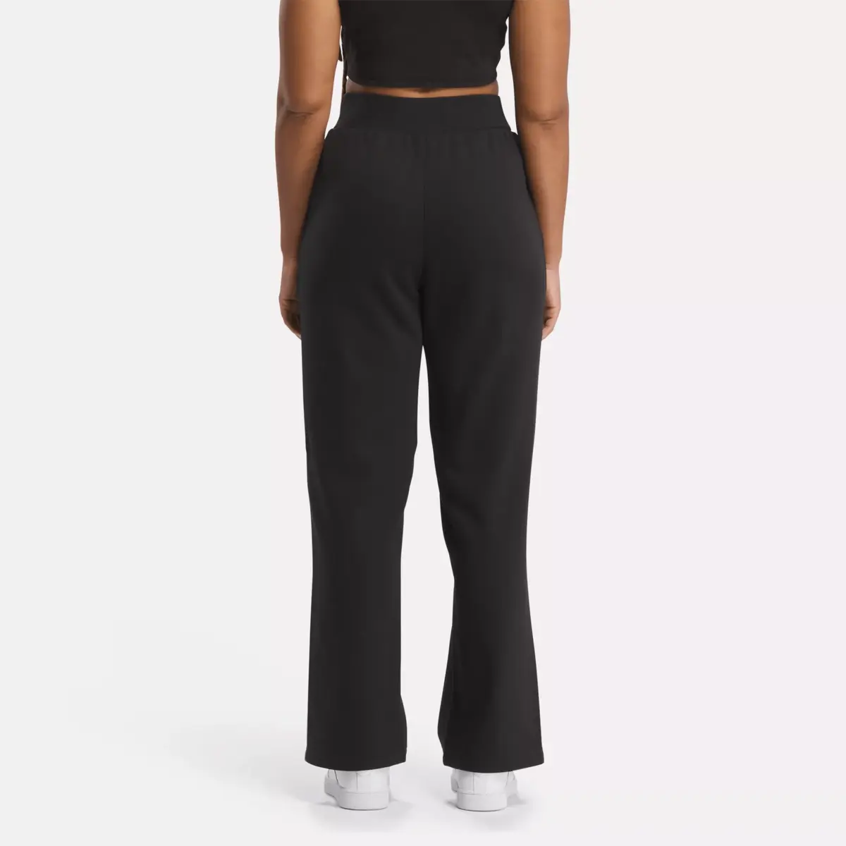 Pantalon en molleton classique indispensable pour la garde-robe féminine